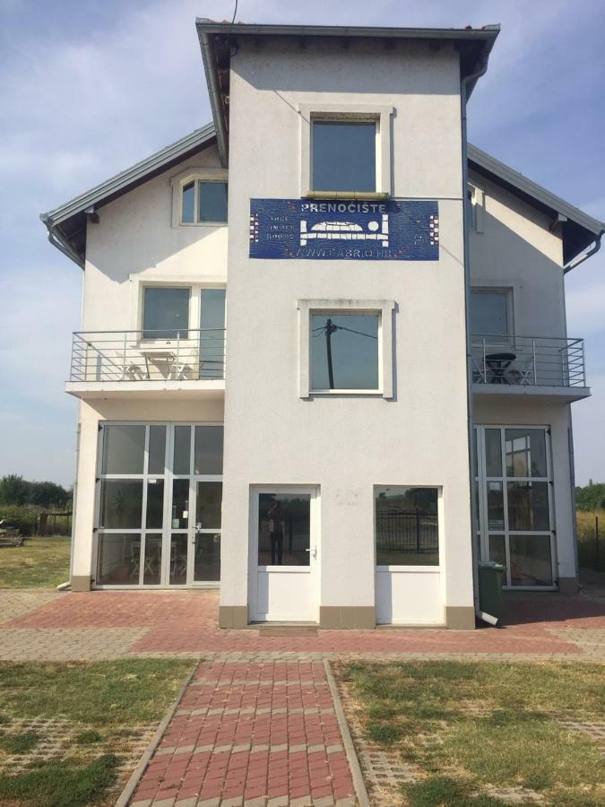 Hotel Sobe Matea - Prenociste Vinkovci Esterno foto
